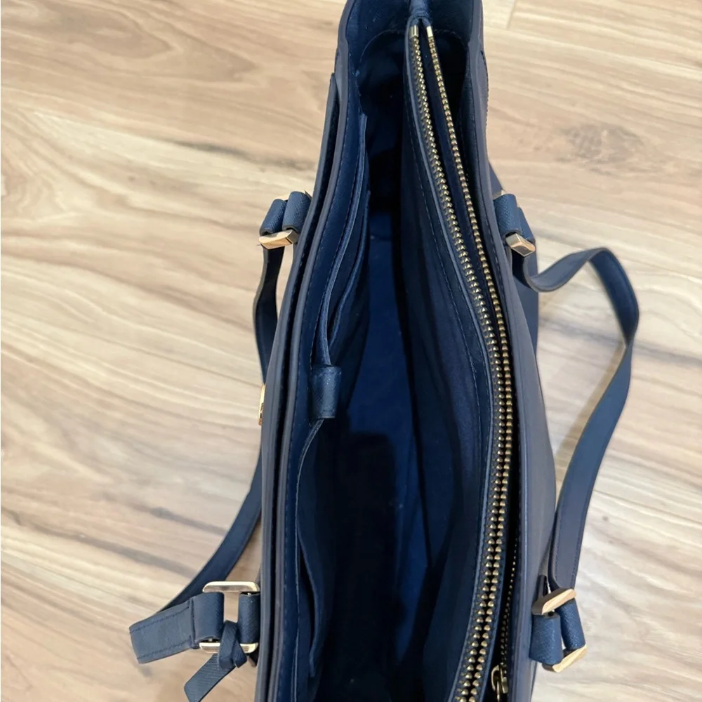 Tory Burch Robinson Tote Bag Elegant Navy Blue - Picture 6 of 9
